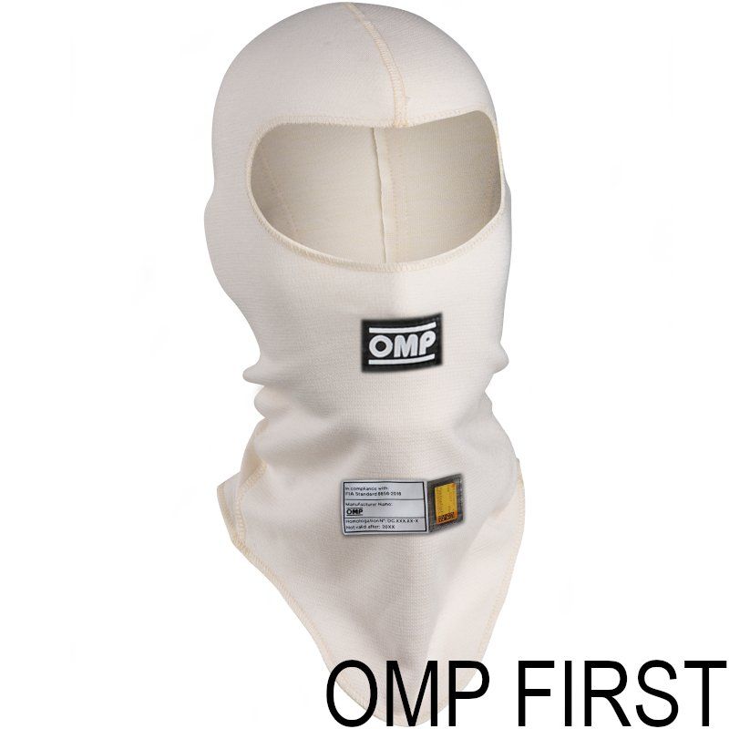 OMP First balaclava hvit/ svart. Størrelse S og M. FIA. 0770-A01